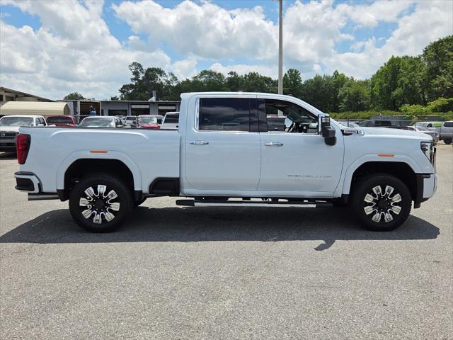 2026 GMC Sierra 2500HD Crew Cab, Standard Bed, Denali, 4WD
