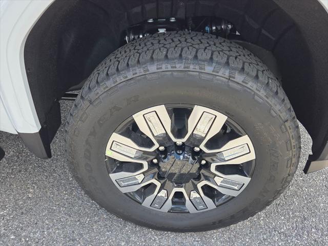 2026 GMC Sierra 2500HD Crew Cab, Standard Bed, Denali, 4WD