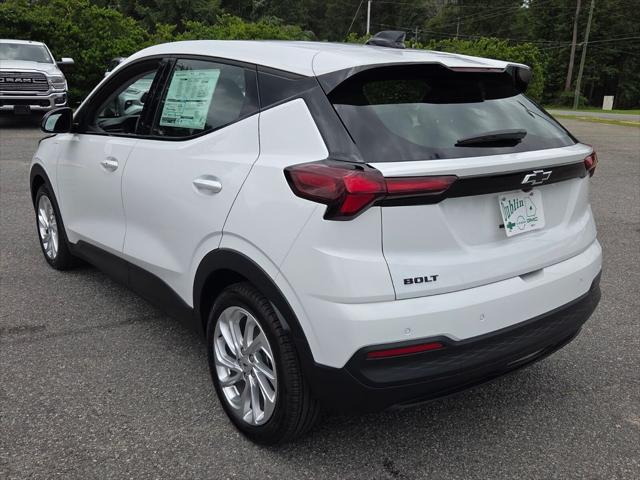 2027 Chevrolet Bolt LT FWD