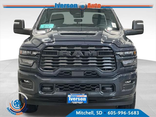 2026 RAM Ram 2500 RAM 2500 BLACK EXPRESS CREW CAB 4X4 64 BOX