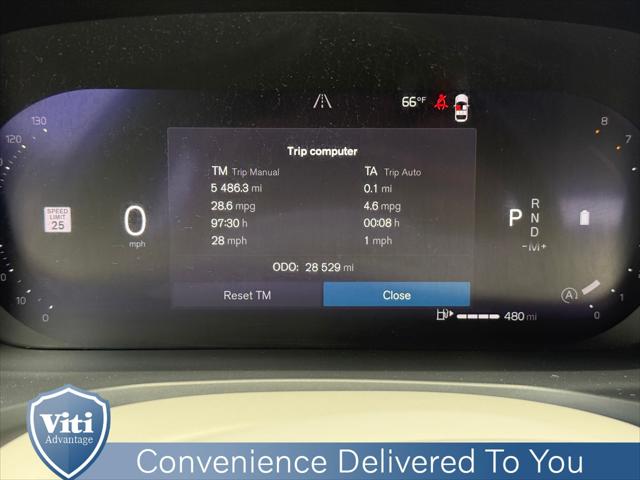 2024 Volvo S60 B5 Plus Dark Theme