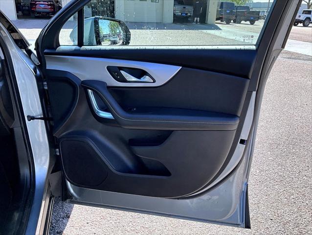 2025 Chevrolet Blazer AWD 2LT