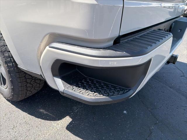 2026 Chevrolet Silverado 1500 4WD Crew Cab Short Bed RST