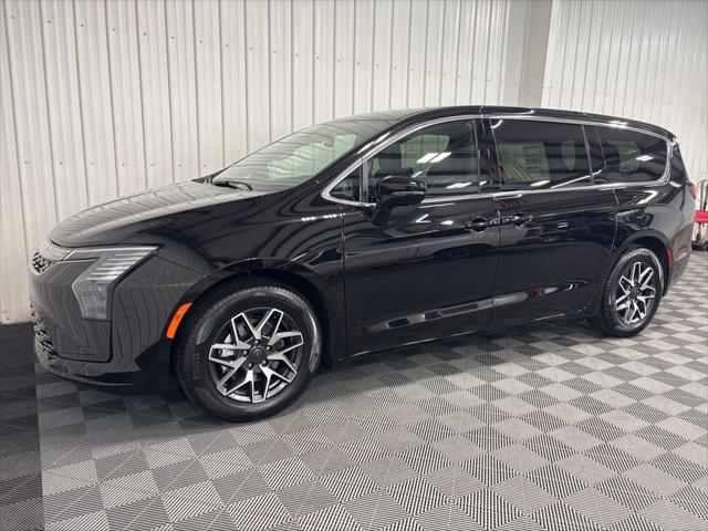 2027 Chrysler Pacifica Limited