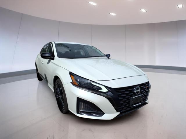 2023 Nissan Altima SR FWD for sale in Totowa, NJ