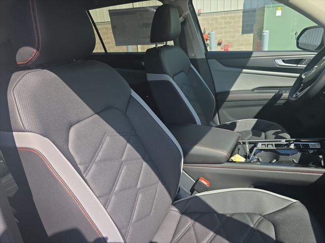 2026 Volkswagen Atlas Peak Edition