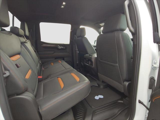 2024 GMC Sierra 1500 4WD Crew Cab Short Box AT4