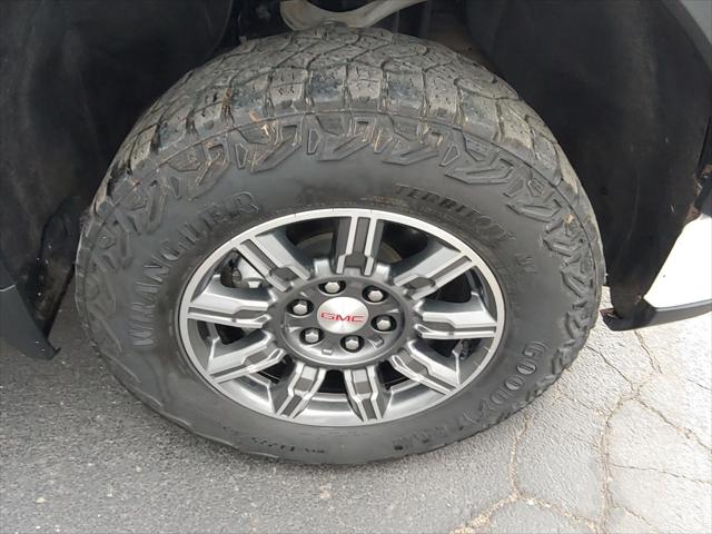 2024 GMC Sierra 1500 4WD Crew Cab Short Box AT4