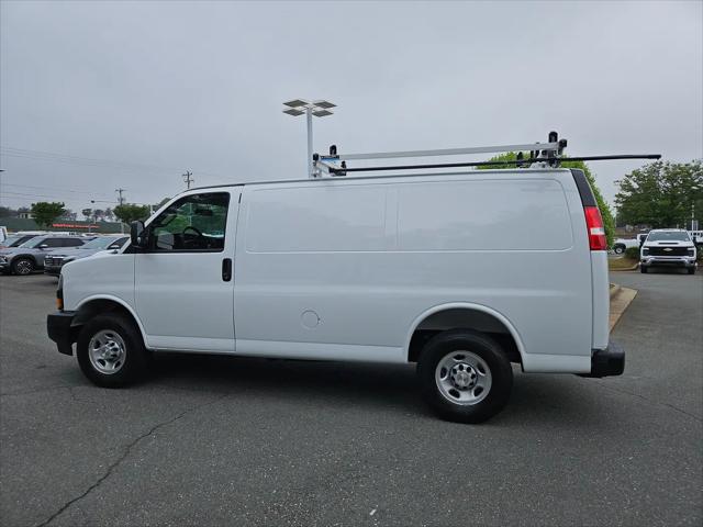 2026 Chevrolet Express Cargo Van 2500 Regular Wheelbase, WT, RWD