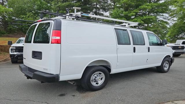 2026 Chevrolet Express Cargo Van 2500 Regular Wheelbase, WT, RWD