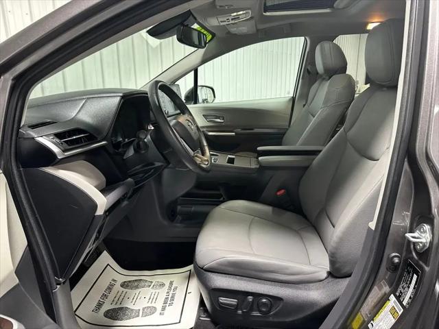 2024 Toyota Sienna XLE