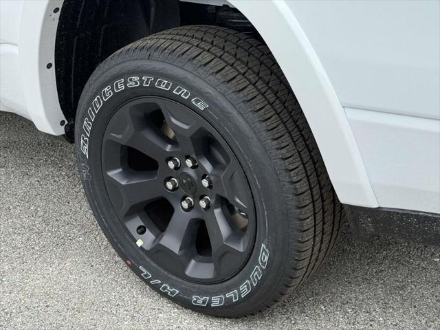 2026 Ram 1500 Big Horn Crew Cab 4x4 57 Box
