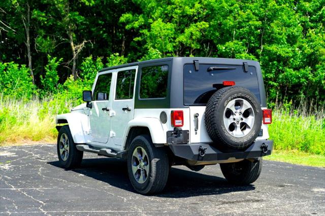 2016 Jeep Wrangler Unlimited Sahara