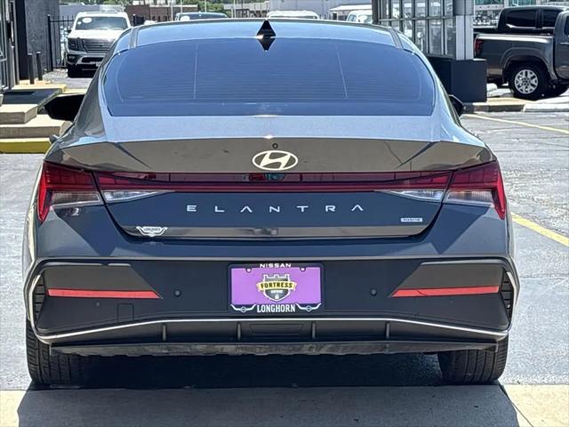 2024 Hyundai Elantra Hybrid Limited