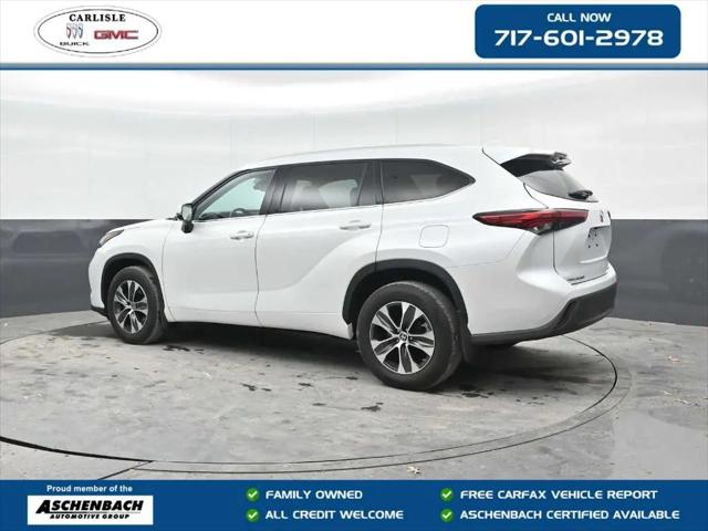 2022 Toyota Highlander XLE for sale in CARLISLE, PA