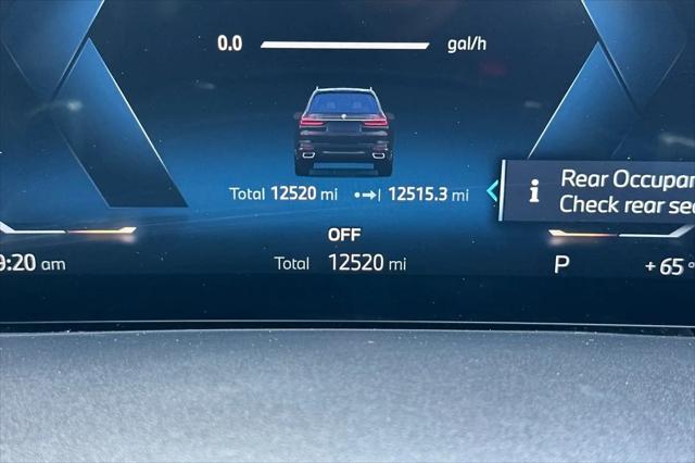 2025 BMW X7 xDrive40i