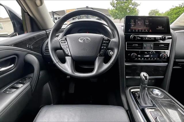 2023 INFINITI QX80 LUXE AWD