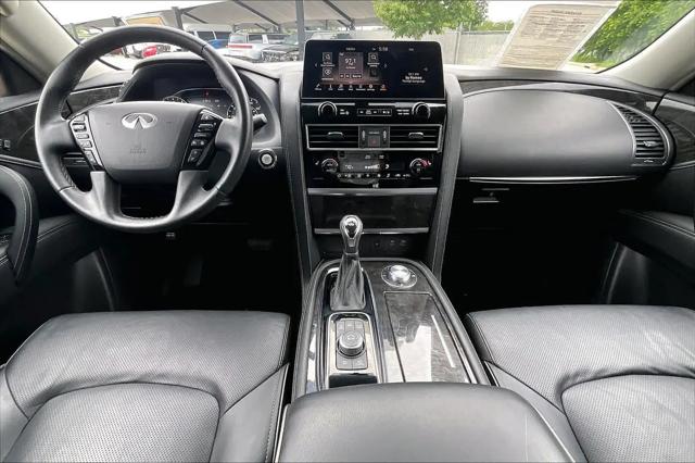 2023 INFINITI QX80 LUXE AWD