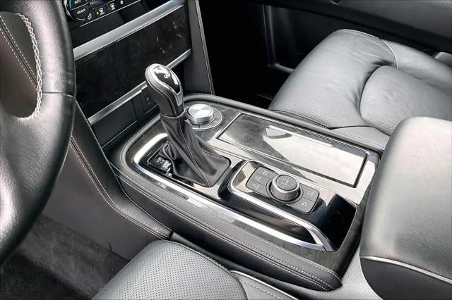 2023 INFINITI QX80 LUXE AWD