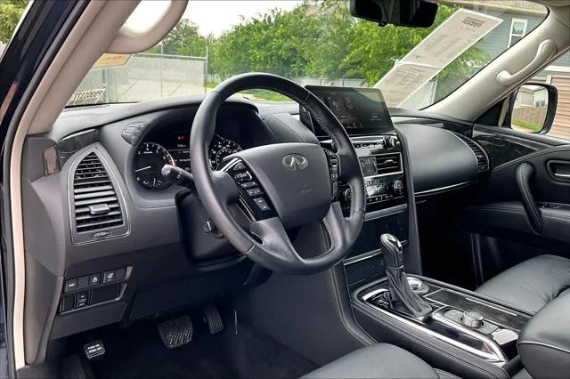 2023 INFINITI QX80 LUXE AWD