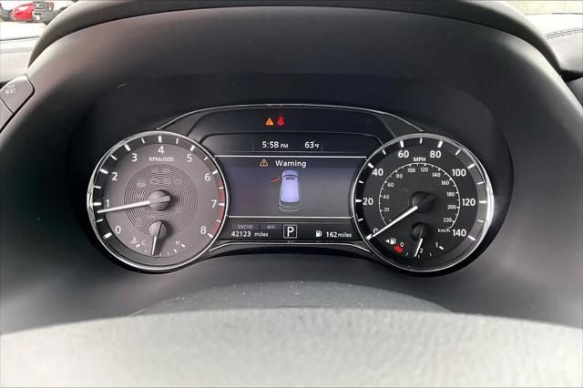 2023 INFINITI QX80 LUXE AWD