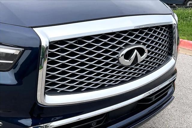 2023 INFINITI QX80 LUXE AWD