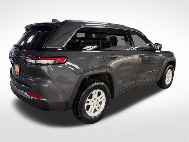 2023 Jeep Grand Cherokee Laredo 4x4