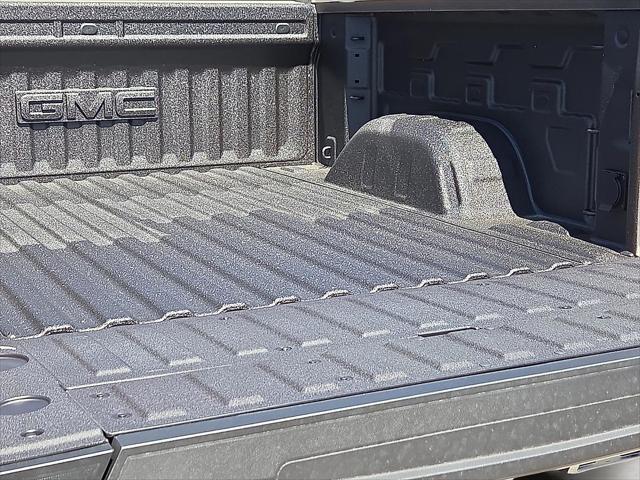 2026 GMC Sierra 1500 Crew Cab, Short Bed, AT4, 4WD