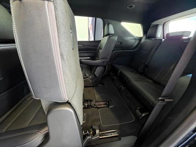 2026 Chevrolet Traverse AWD LT