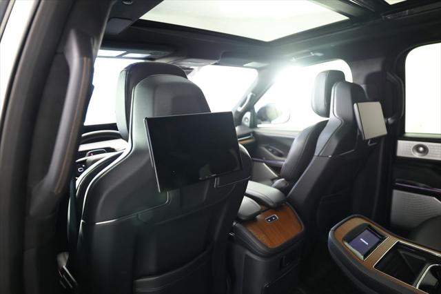 2025 Lincoln Navigator Black Label