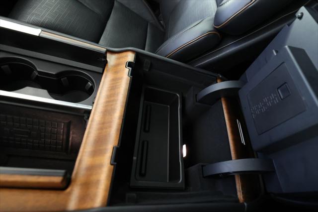 2025 Lincoln Navigator Black Label