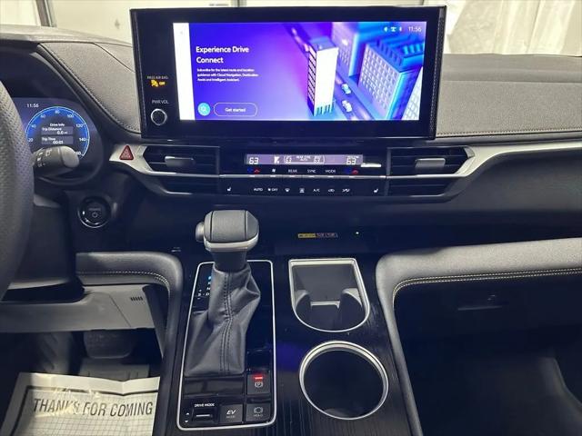 2026 Toyota Sienna Woodland Edition