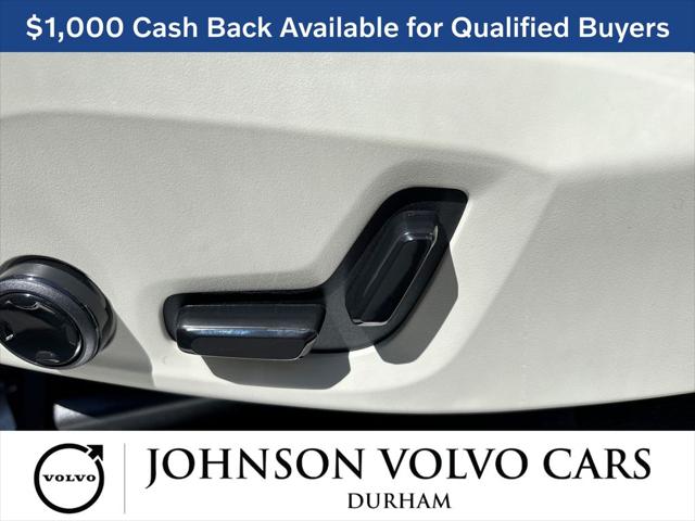 2026 Volvo XC90 Ultra Dark Theme, B6 AWD Gas (mild hybrid), Gasoline, 6 Seats