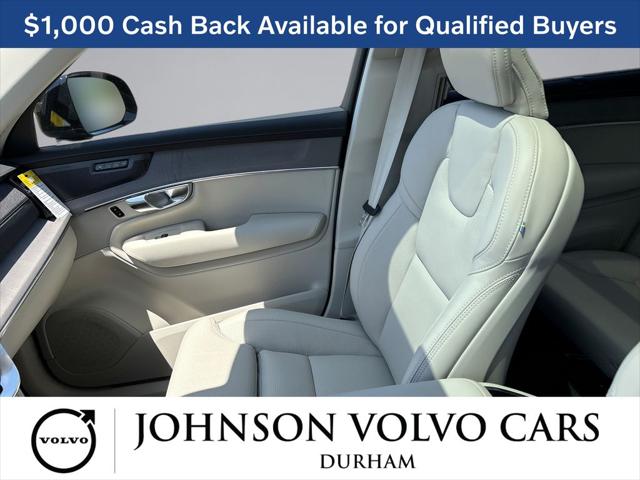 2026 Volvo XC90 Ultra Dark Theme, B6 AWD Gas (mild hybrid), Gasoline, 6 Seats