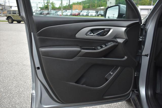 2023 Chevrolet Traverse FWD LT Cloth