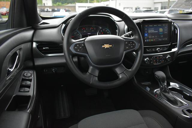 2023 Chevrolet Traverse FWD LT Cloth