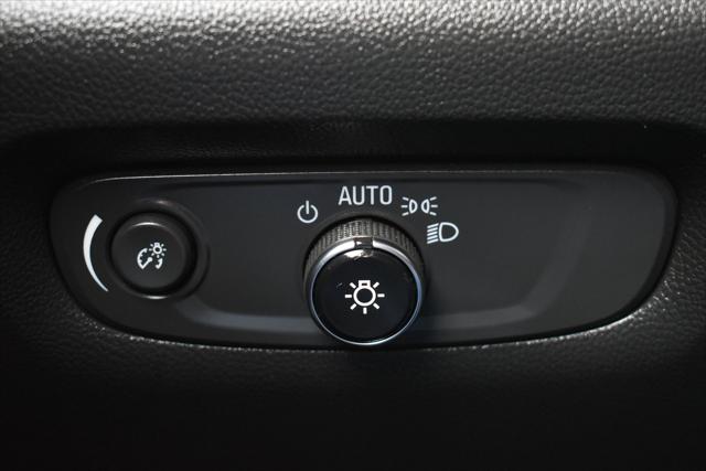 2023 Chevrolet Traverse FWD LT Cloth