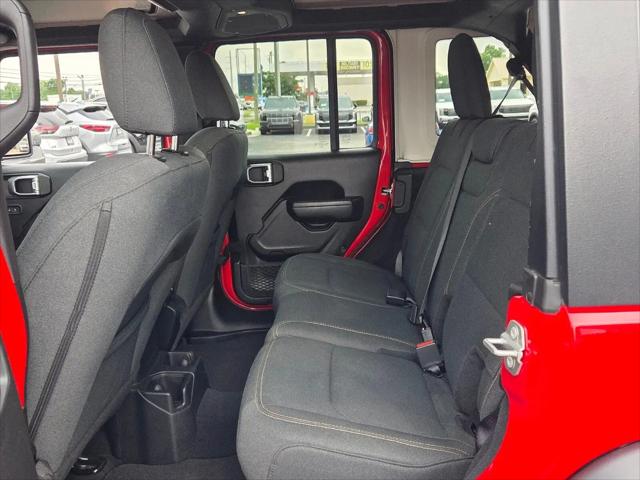 2025 Jeep Wrangler 4-Door Summit 4x4
