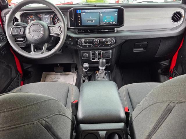 2025 Jeep Wrangler 4-Door Summit 4x4