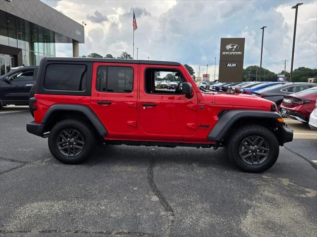 2025 Jeep Wrangler 4-Door Summit 4x4