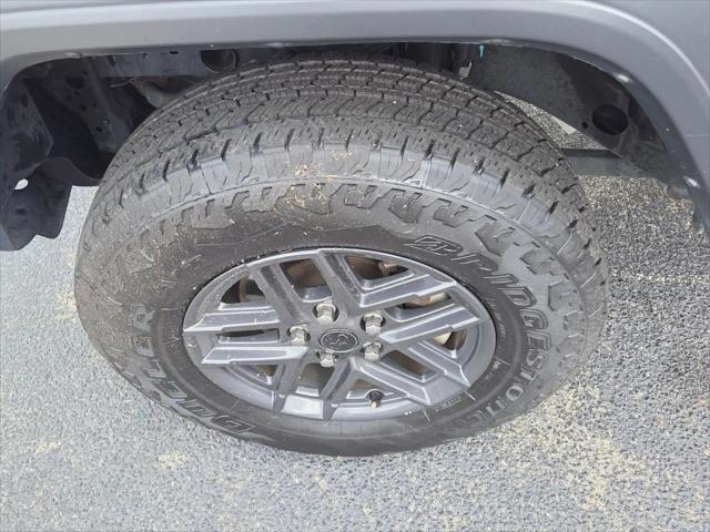 2025 Jeep Wrangler 4-Door Summit 4x4