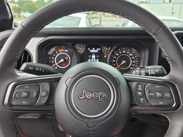 2025 Jeep Wrangler 4-Door Summit 4x4