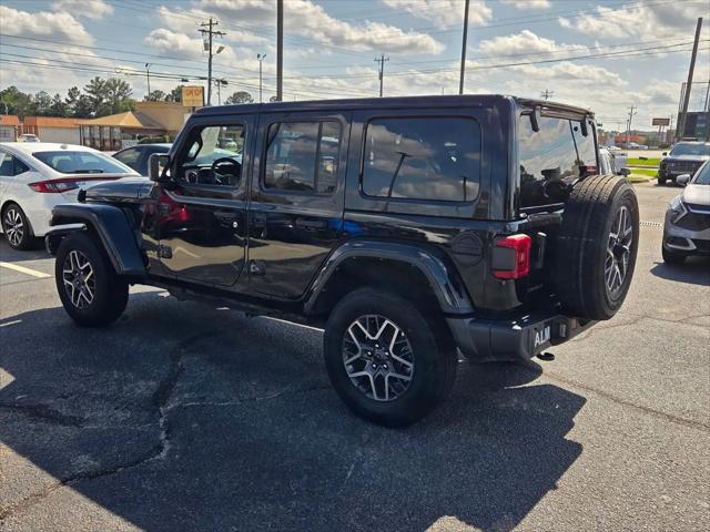 2025 Jeep Wrangler 4-Door Sahara 4x4