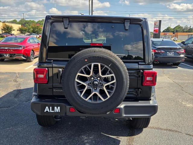 2025 Jeep Wrangler 4-Door Sahara 4x4