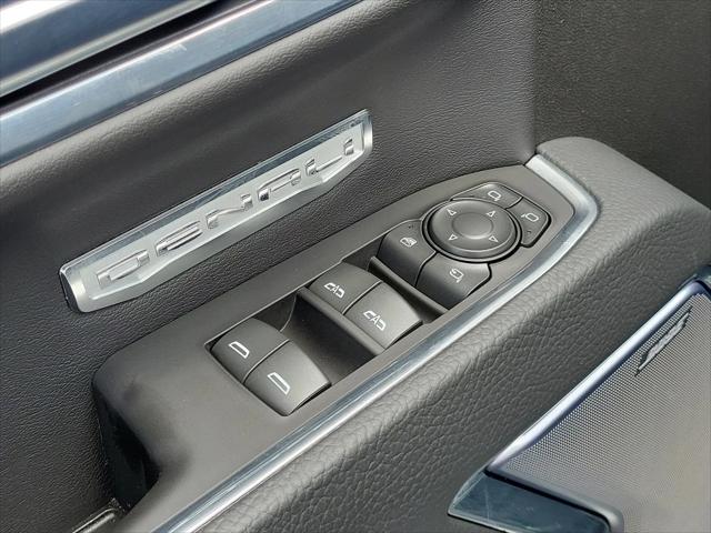 2025 GMC Sierra 1500 4WD Crew Cab Short Box Denali