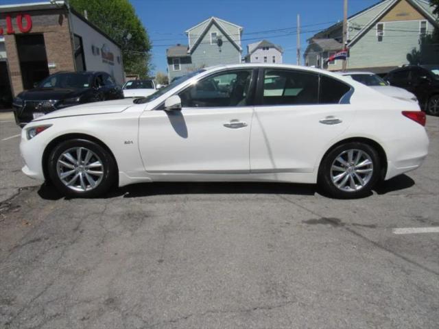 2016 INFINITI Q50 2.0t Premium