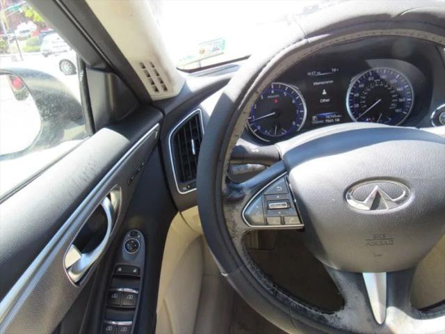 2016 INFINITI Q50 2.0t Premium