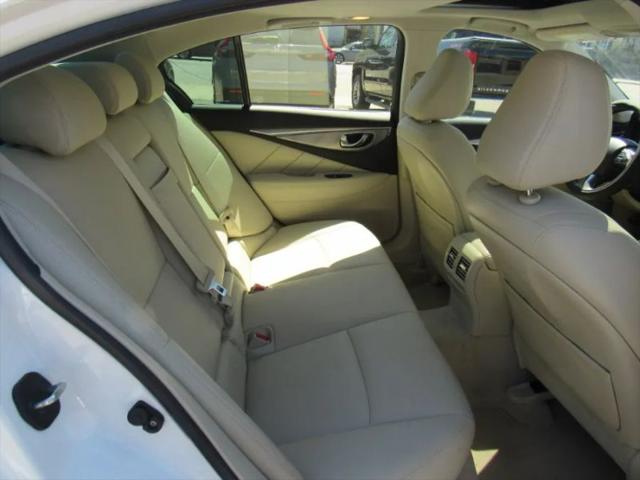 2016 INFINITI Q50 2.0t Premium