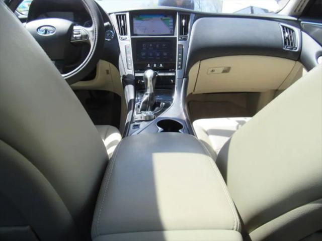 2016 INFINITI Q50 2.0t Premium