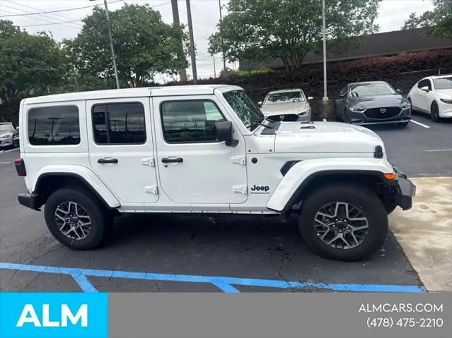 2025 Jeep Wrangler 4-Door Sahara 4x4